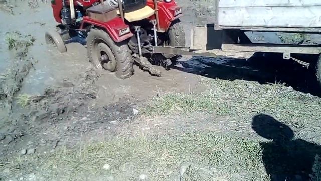 Уралец ХТ-180 на бездорожье смотреть онлайн