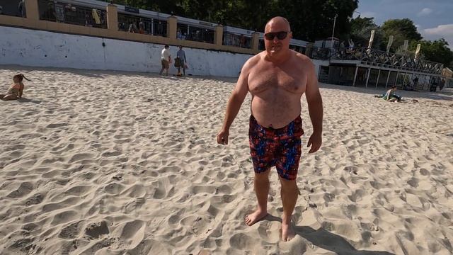 ОДЕССА ❤️ ПОЗИТИВ на МОРЕ❗️ШТОРМ❗️ПРИВЕЗЛИ ТИШИНУ❗️ЧИБА на пляже ВСТРЕЧИ❗️ смотреть онлайн