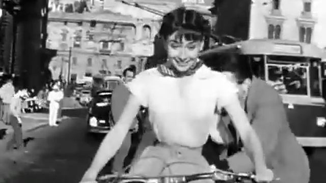 Roman Holiday Trailer смотреть онлайн