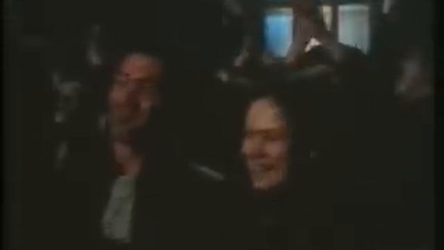 Who Dares Wins (1982) - Pegg, Conway, Donahue & Donahue смотреть онлайн