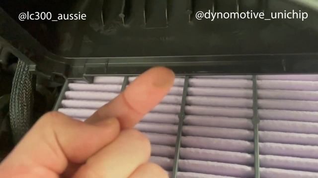 Dust on the inlet side of the air box… I’m surprised & disappointed… but grease will do the trick! смотреть онлайн