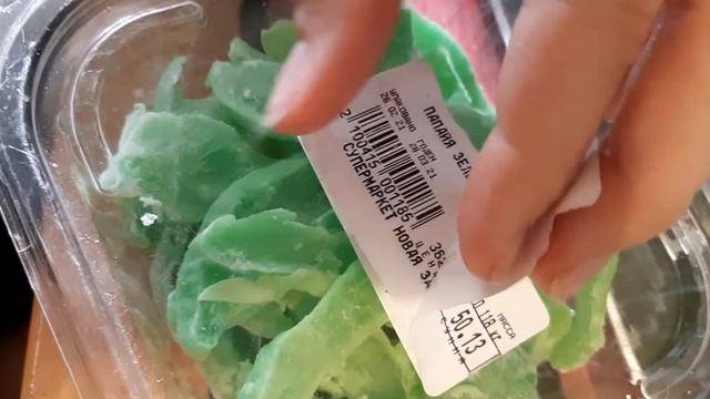 Как переклеивают ценники на весовой товар смотреть онлайн