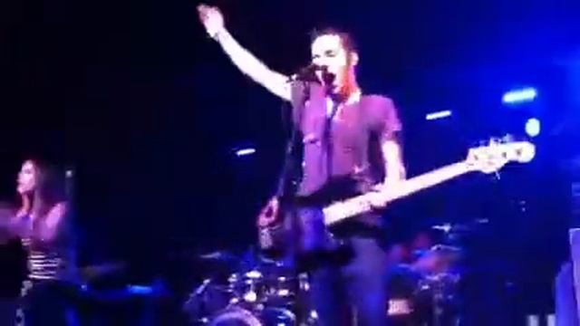 Black Cards; Dominoes смотреть онлайн