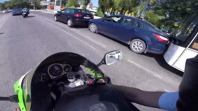 Путешествие на спортбайке Самая сложная дорога в Крым смотреть онлайн