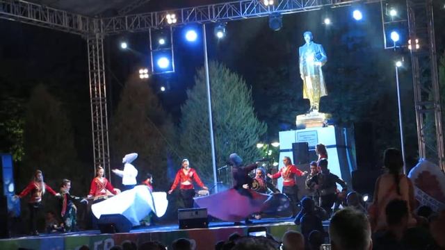 Танец Дервишей, Анталья, Кружатся в танце смотреть онлайн