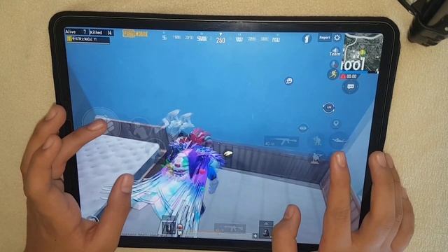 Giving Chicken Dinner To Enemy | Ipad pro 2020 pubg 7 fingers claw handcam gameplay смотреть онлайн