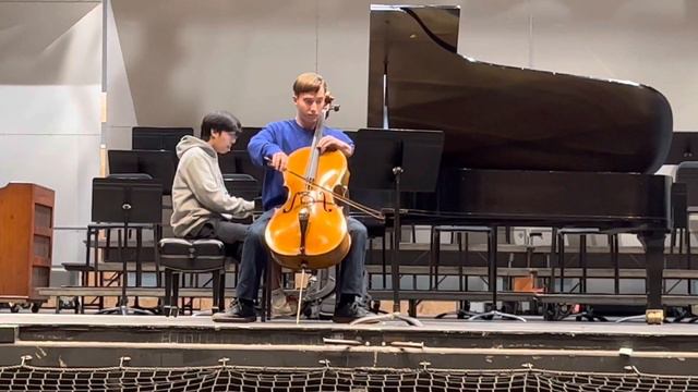 Franz Schubert, Arpeggione Sonata in A minor, 1st mvmt - Andrew Hart, Cello смотреть онлайн