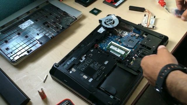 HP Probook 4430s i7 2620M смотреть онлайн