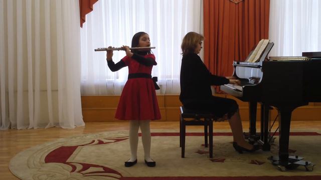 Ева Григорян, 7 лет. К. В. Глюк. Танец. смотреть онлайн