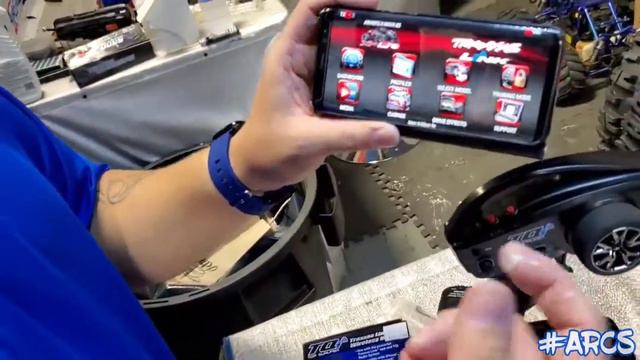 Traxxas TQi Link for Android and iPhone Intallation on Asher's XMAXX смотреть онлайн