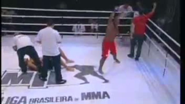Junior dos Santos vs Joaquim Ferreira смотреть онлайн