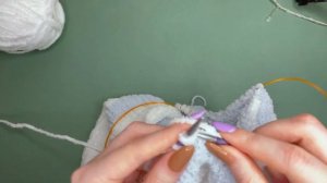 Объемный плюшевый СВИТЕР спицами | Мастер-класс для начинающих