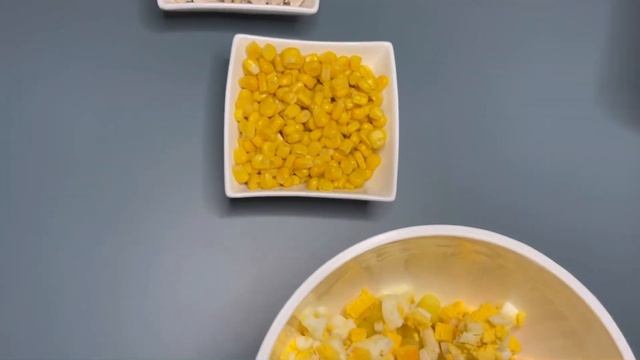 Обалденно вкусный салат. Салат из куриной грудки. Сытный салат смотреть онлайн