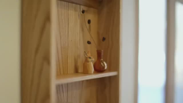ISHITANI - Making a Solid Wood Small Shelf смотреть онлайн