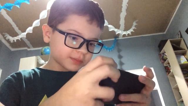 ИГРЫ РЕБЁНКОМ В ЖЁЛТОМ ЭТО СМЕШНЫЕ ИСТОРИИ ! НА ИГРЫ ! смотреть онлайн