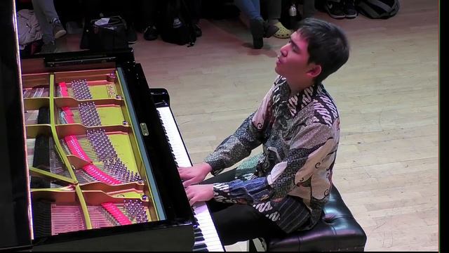 Prokofiev - Nikolayeva: Peter and the Wolf смотреть онлайн