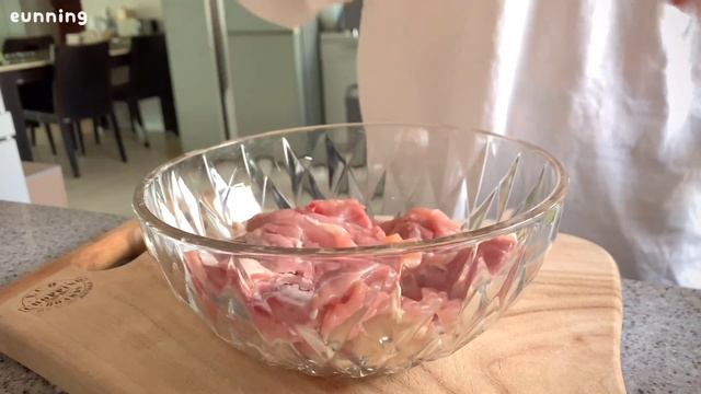 ENG) vlog 욕망의 순두부찌개 끓여서 집밥 해먹는 일상 | 막국수 먹으러 200km 달리는 사람들 | 가지볶음밥, 닭고기덮밥, 박막례할머니 떡볶이 смотреть онлайн