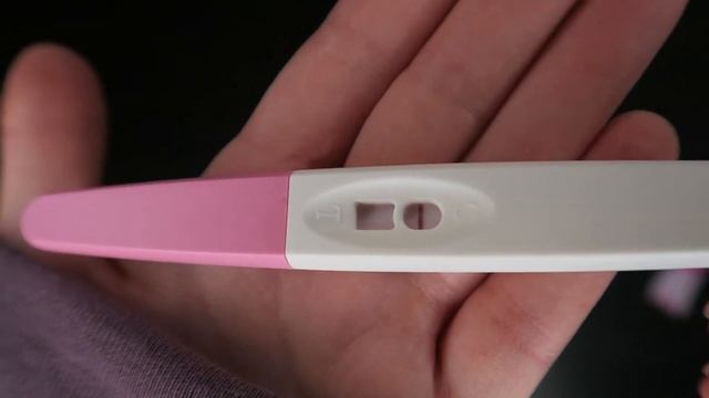 Тест на БЕРЕМЕННОСТЬ за 1 день до задержки смотреть онлайн