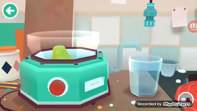 Приготовил суп для девочки  в ( Toca Kitchen)