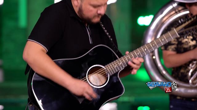 Luis R Conriquez - El Buho (En Vivo 2019) смотреть онлайн