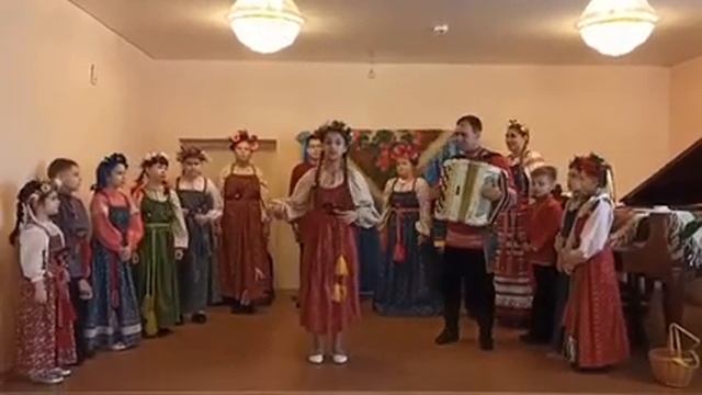 Частушки "Рожь в поле колосилась" (Барыня) Солистка Елена Краснова смотреть онлайн