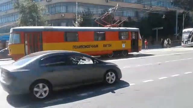 Поливомоечный вагон Татра Т-3. смотреть онлайн