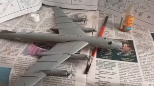 сборка Советского страгетического бомбардировщика ТУ-95 от компании ZVEZDA часть 1