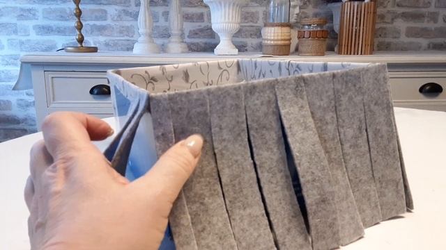 УВИДЕЛА ЭТО В МАГАЗИНЕ / СДЕЛАЛА КРУЧЕ И ДЕШЕВЛЕ ?ПЕРЕДЕЛКА КОРОБКИ ИЗ ПОД ОБУВИ ? смотреть онлайн