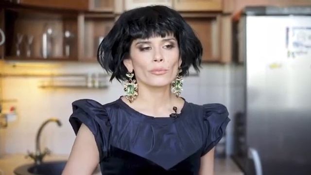 Я, как майская роза, стройна и свежа! смотреть онлайн