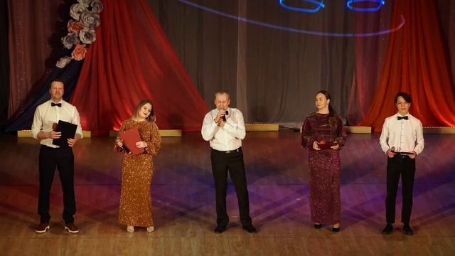 "Носите женщин на руках" смотреть онлайн