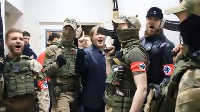 Бал Кровавого пастора - на входе смотреть онлайн