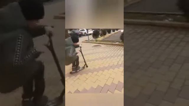 Первое видео и я оператор канала смотреть онлайн