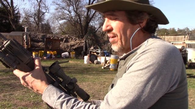 School Book Test; Good defense against an active shooter? смотреть онлайн