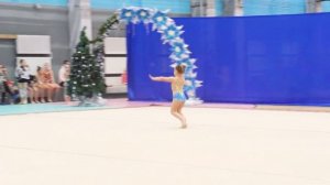 художественная гимнастика 4 года, первое выступление с программой