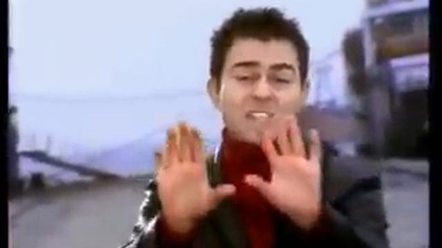 Serdar Ortaç-Kara gözüm смотреть онлайн
