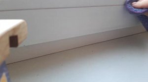 Как отмыть черные полосы и отбелить пластик на окнах