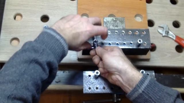 Интересные губки для тисков. Универсальный губки для тисков. Модернизация и работа над ошибками! смотреть онлайн