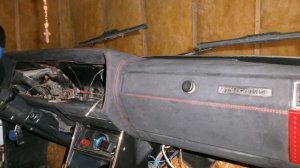 перетяжка салона торпеды кожей альконтарой своими руками на