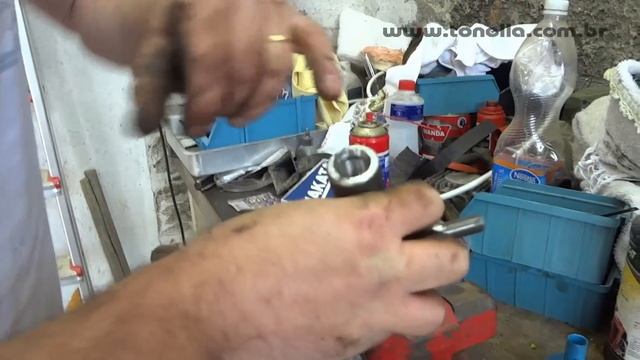 Tonella - troca do terminal do braço tensor Fiat 1/1 смотреть онлайн