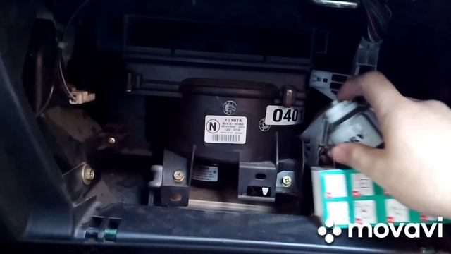 Антибактериальная обработка испарителя кондиционера.