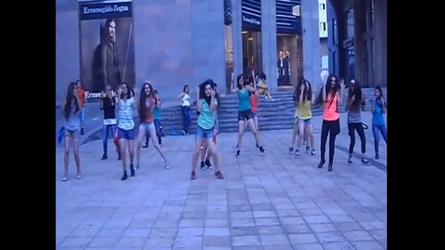 1st Kpop Flashmob in Armenia смотреть онлайн