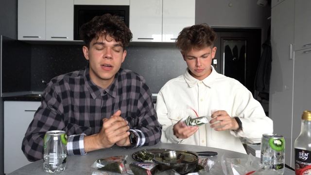 ПРОБУЕМ ВСЕ ВКУСЫ ОНИГИРИ смотреть онлайн