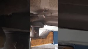 Скрип сзади Гранта ФЛ скрип ручника или как я его победил