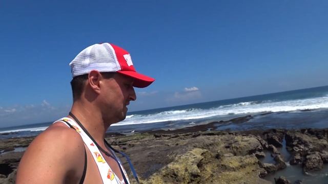 VLOG. BALi Катюнидзе отравилась и я Получил удар тепловой /храм на воде смотреть онлайн