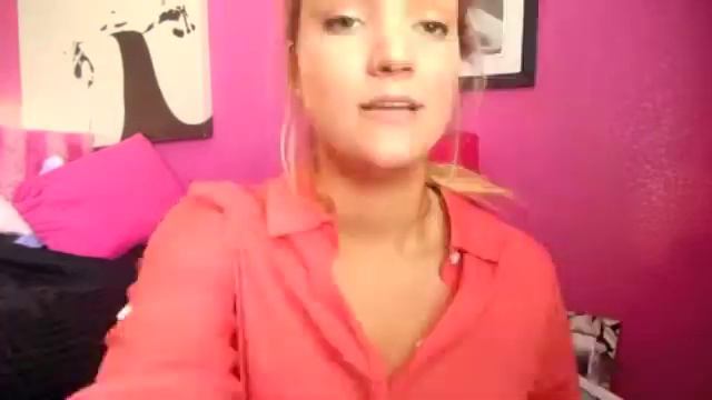 Summer Must Haves: Makeup, Perfume, Colored Jeans, ETC! смотреть онлайн