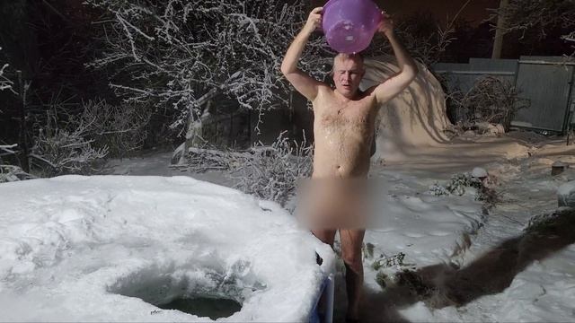 Прорубь в бассейне смотреть онлайн