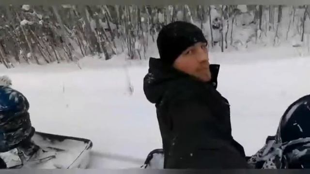 Катаемся по лесу на мотособаках,смотреть в высоком качестве