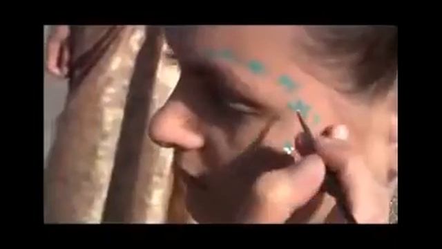 Обучение индийским танцам. Смотреть! смотреть онлайн