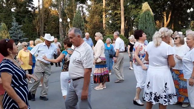 ?АЙ ЛАВ Ю????? смотреть онлайн