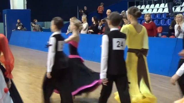 Рейтинг МФТС 17.01.2015 Юниоры-1 Д класс Венский вальс 1/4 финала смотреть онлайн